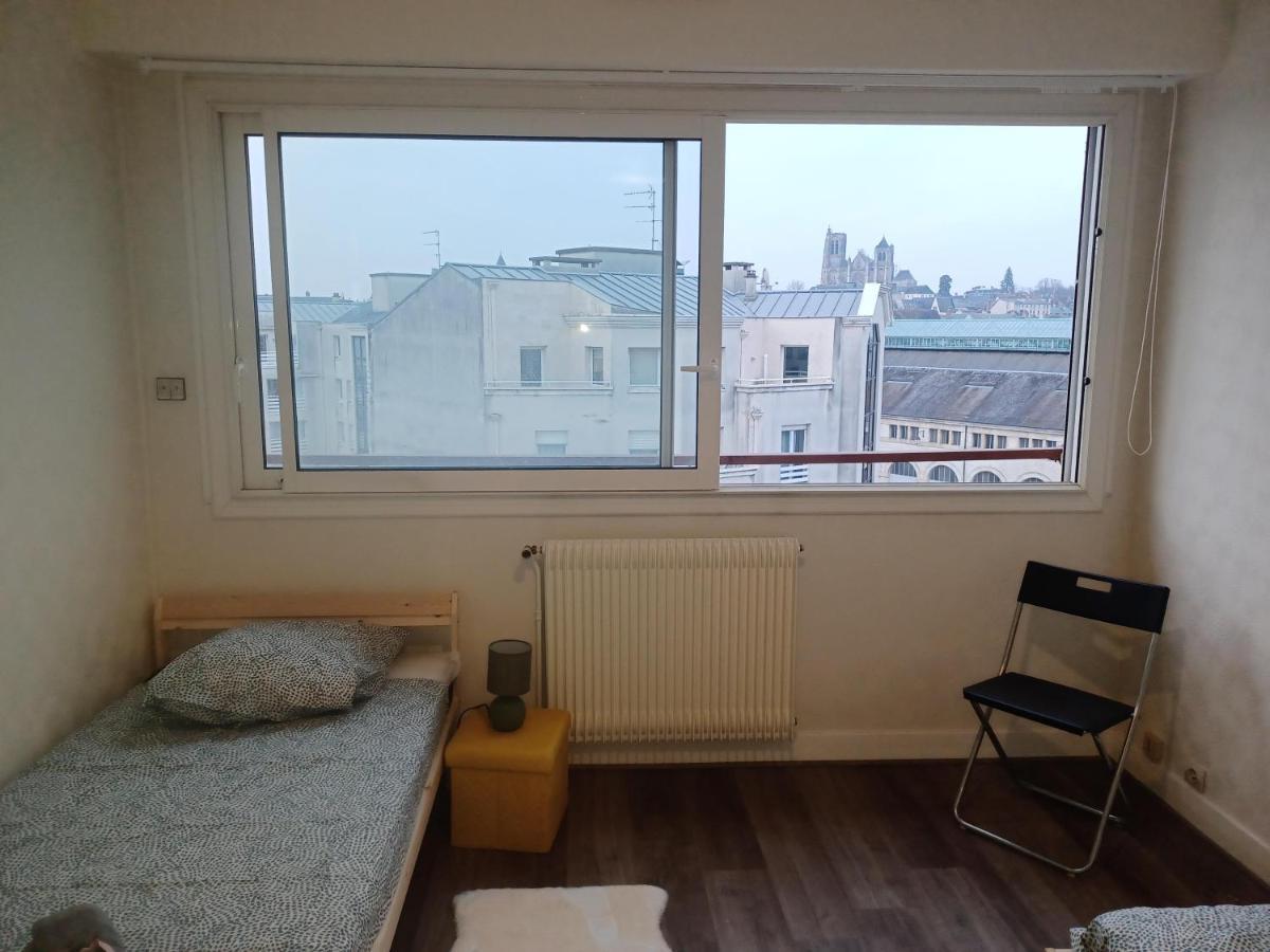 Le Panoramique Apartment Бурж Екстериор снимка