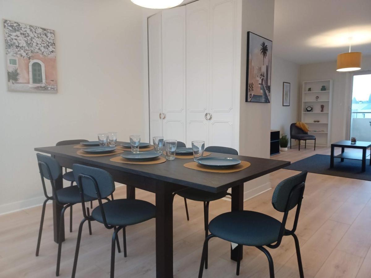 Le Panoramique Apartment Бурж Екстериор снимка