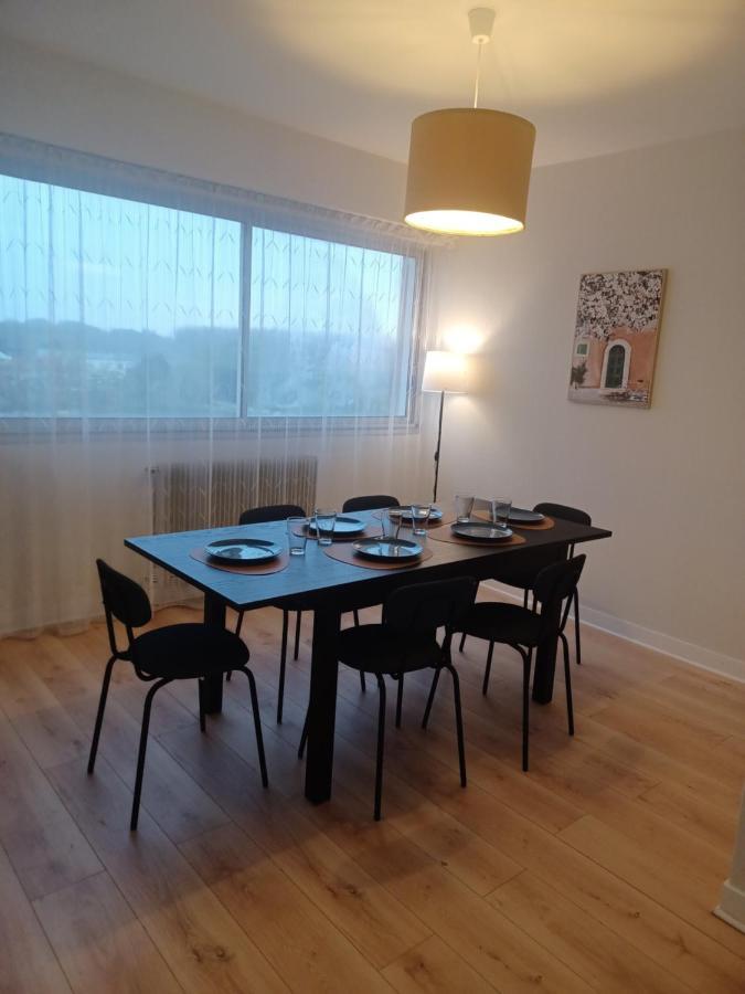 Le Panoramique Apartment Бурж Екстериор снимка